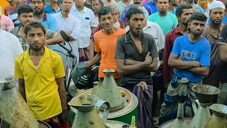 বগুড়ায় ২৫০০ লিটার ডিজেল জব্দ